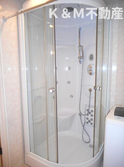 Ｄｏｍｕｓ　Ｈｉｌｌｓ　Ｈｉｋａｒｉｇａｏｋａ（ドムスヒルズ光ヶ丘）のシャワールーム|※別部屋参考写真　シャワール… 