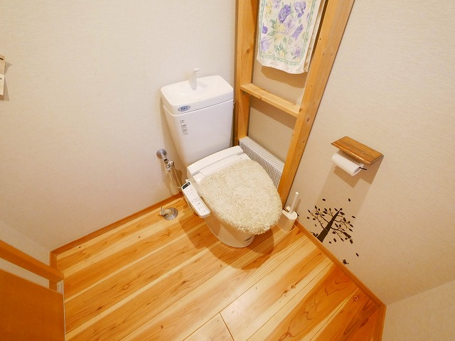 北小路貸店舗・事務所のトイレ