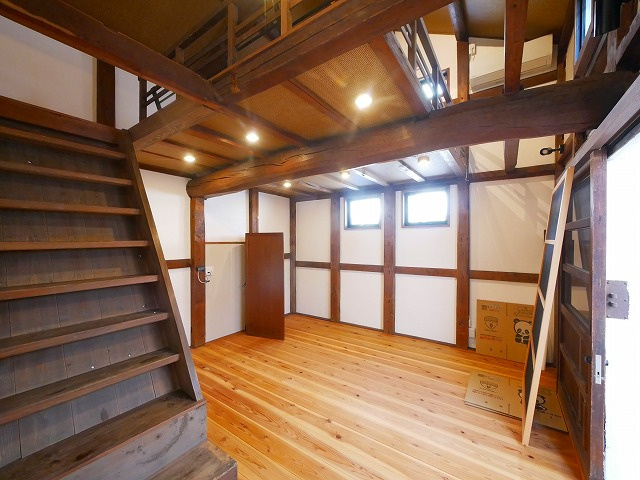 北小路貸店舗・事務所の内装