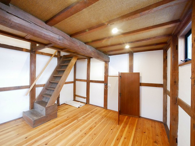 北小路貸店舗・事務所の内装