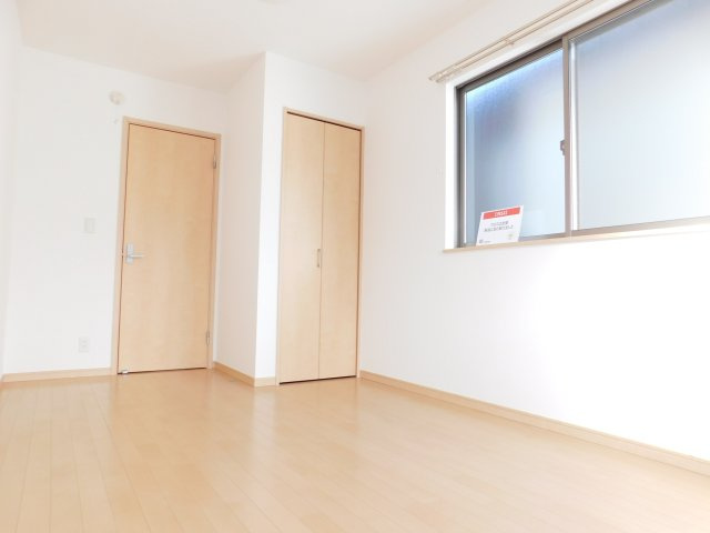 清須市朝日五条の中古一戸建の収納|◇洋室◇　　南面で明るい洋室　全居室収納完備！　（２０２５年９月リフォーム済）