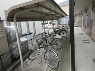 屋根付き駐輪場