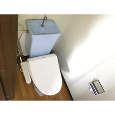 コンパクトで使いやすいトイレです