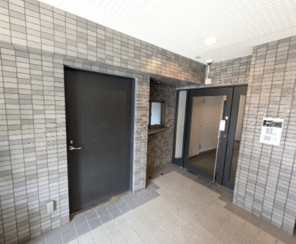 プラティーク馬事公苑のエントランス