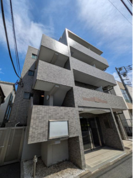 プラティーク馬事公苑の外観