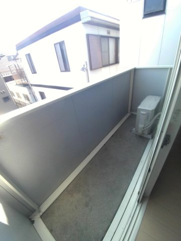 オンディーヌのバルコニー