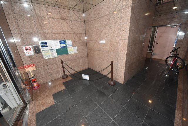 桜川ゼンシンビルのエントランス