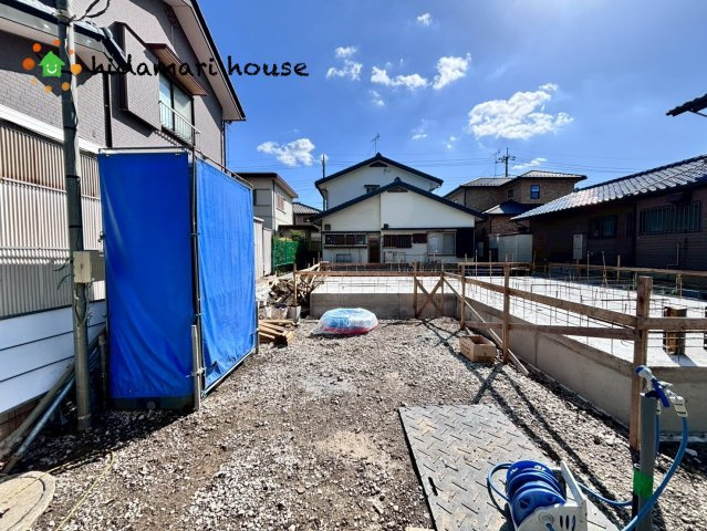 西区指扇領別所　新築戸建　リーブルガーデン01の駐車場