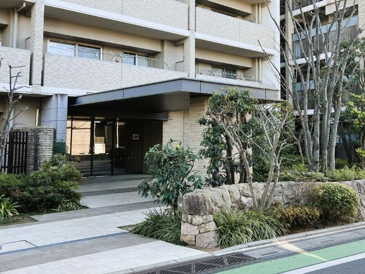 オハナ新所沢のエントランス