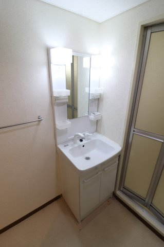 セントラルコート南茨木の洗面所