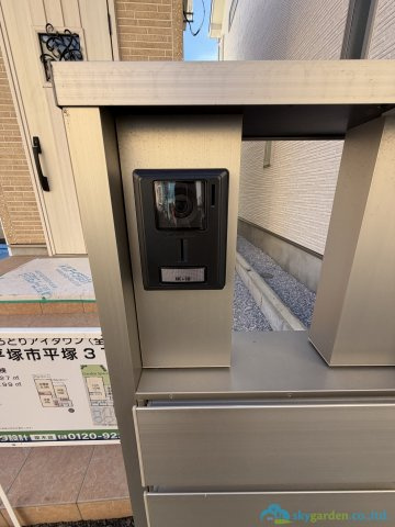 平塚市平塚３丁目　築後未入居戸建　全15邸14号棟の防犯設備
