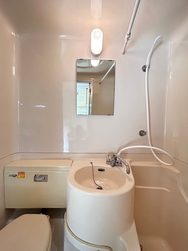 神栄ハイツの洗面所
