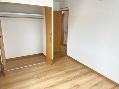 【収納】 | 山形市長苗代新築建売【Ｚ空調】 | ハンガー収納でお洋服もシワなしです。