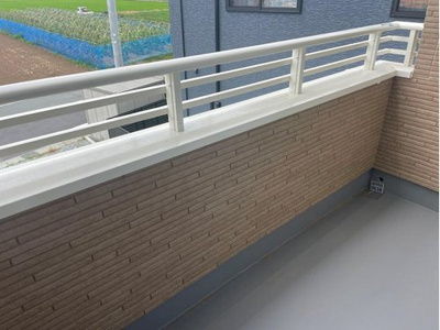 【バルコニー】 | 山形市長苗代新築建売【Ｚ空調】 | 洗濯は外干ししたいけど、外の目やお天気が気になる方オススメです。