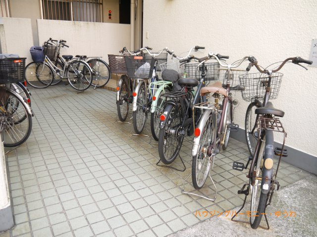 【その他共用部分】 | メゾン蓮根 | 敷地内に、駐輪場があります。