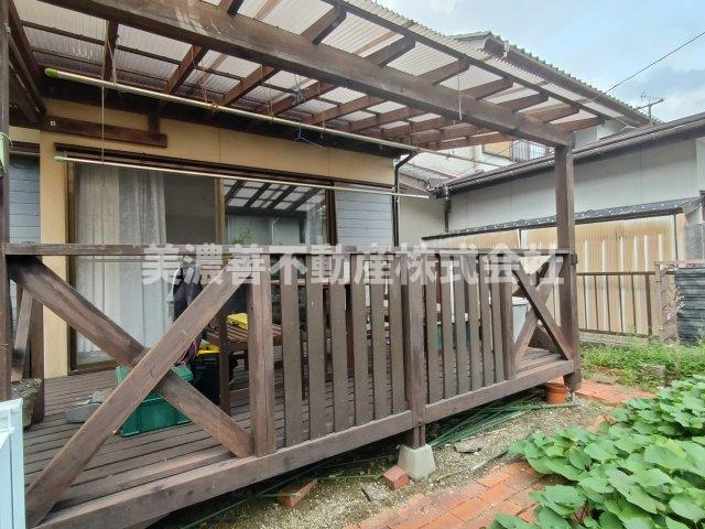 ６５９３１　本巣市文殊中古戸建ての外観