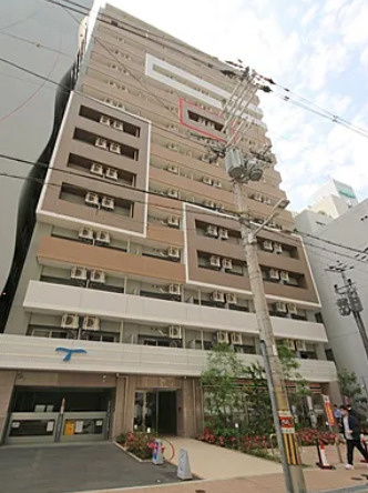 セレニテ心斎橋グランデの外観