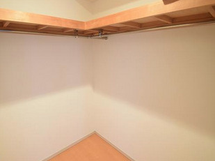 レジディア靭公園の収納