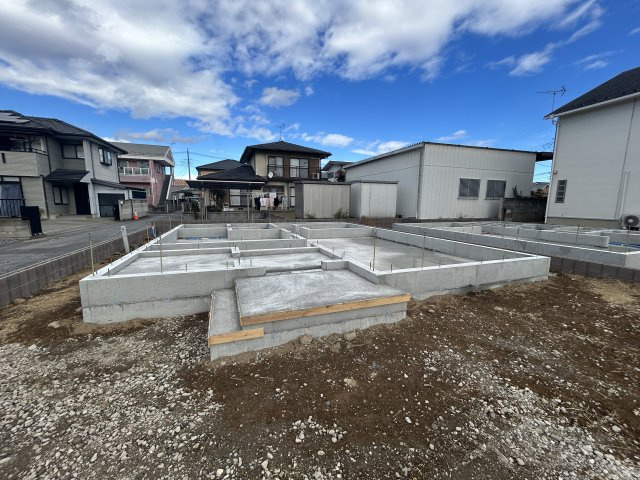 新築　伊勢崎市富塚町第5　Livele Garden.S　1号棟の外観|現地写真　2025年10月完成予定！類似物件のご内覧等、お気軽にお問合せください♪　							

