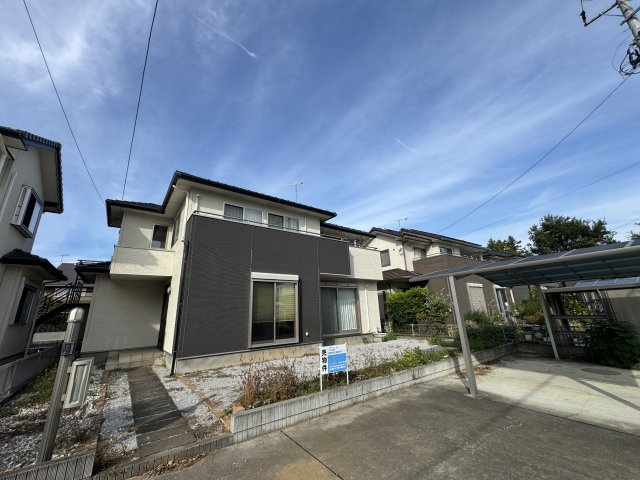 -三丁目不動産-　寄居町富田　注文住宅　駐車4台　カーポートの外観