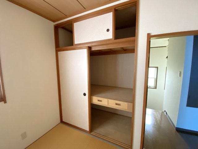 井上貸家の収納