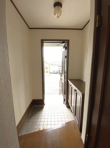 井上貸家の玄関