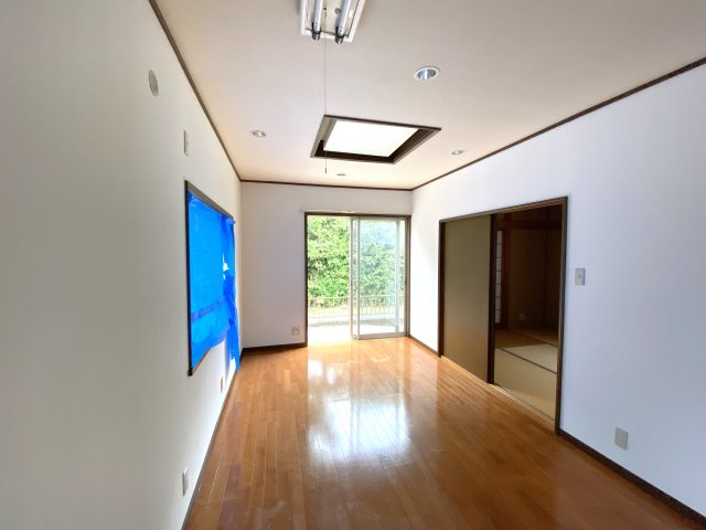 井上貸家の居間・リビング