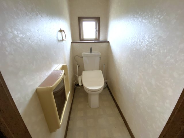 井上貸家のトイレ