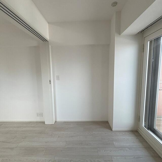 【居間・リビング】 | ※写真は同タイプ住戸です。 