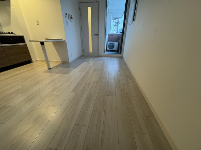 Caldo道徳公園　bの居間・リビング