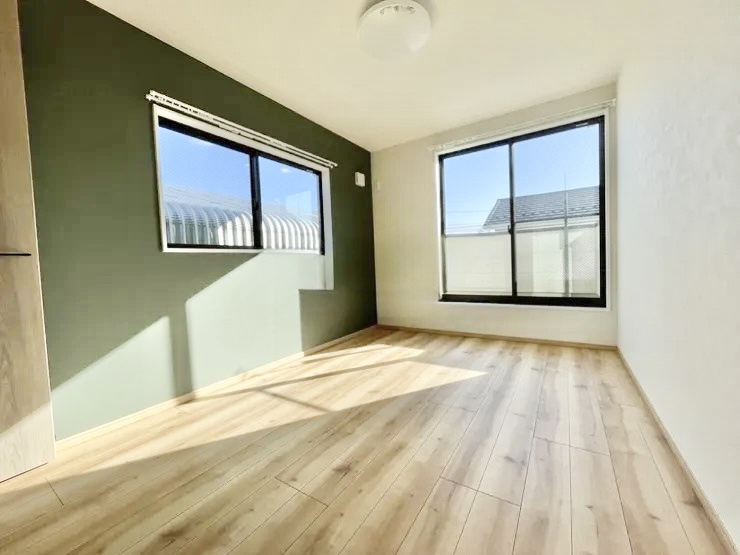 名古屋市北区楠1-2108-4　中古戸建の洋室