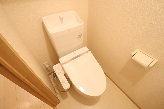 熊本市南区御幸笛田３丁目のアパートのトイレ