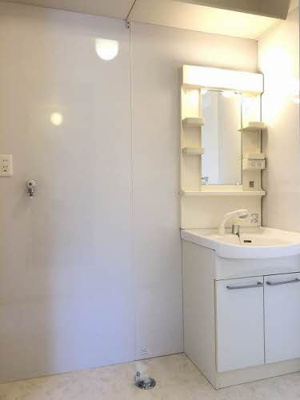 【洗面所】 | シャーメゾンJUNO A | 室内洗濯機置場