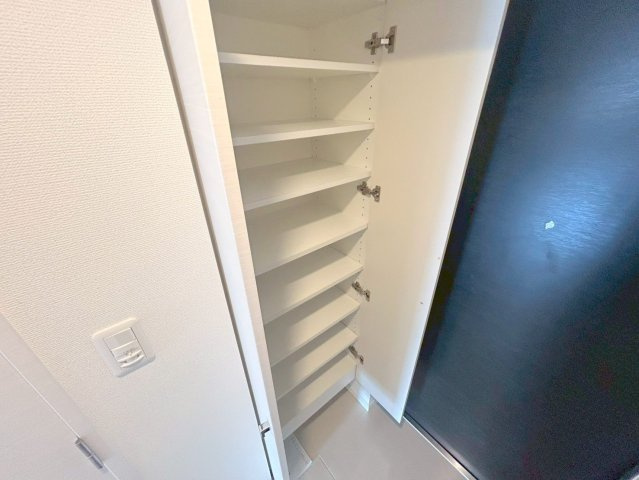 S-RESIDENCE新大阪駅前の収納