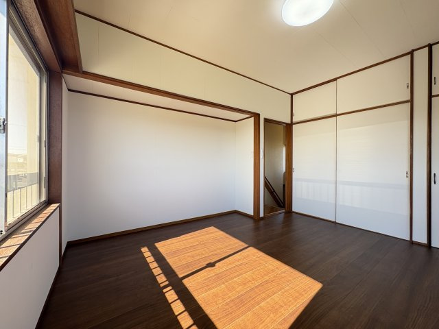 藤枝市　稲川　中古住宅　３LDKの洋室