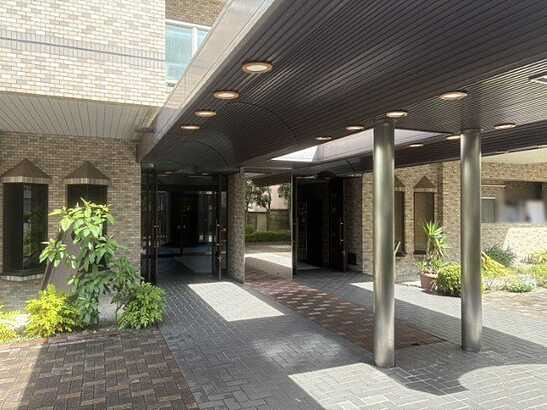 【エントランス】