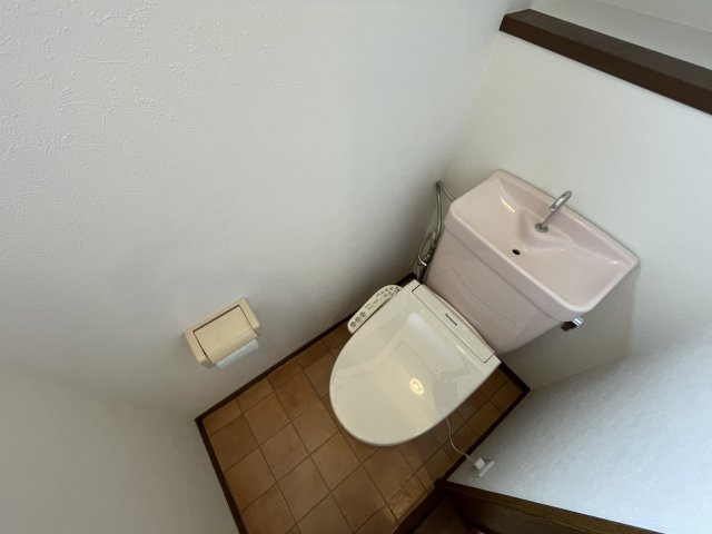 上谷新田貸家のトイレ