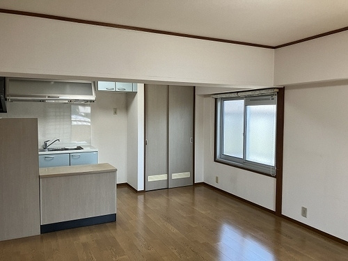 シャンボール香椎宮前の居間・リビング|リビングです