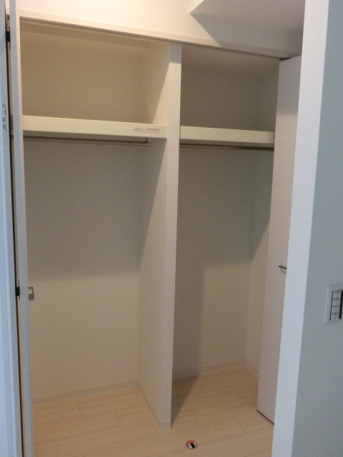 大阪市中央区南船場１丁目の賃貸マンションの収納