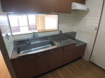 【キッチン】 | マーレ羽衣 | 別部屋写真参考