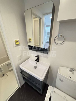 【洗面所】 | セレニテ九条リアン