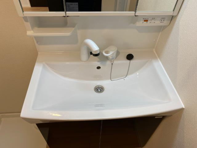 ミモザの洗面所|洗髪洗面化粧台