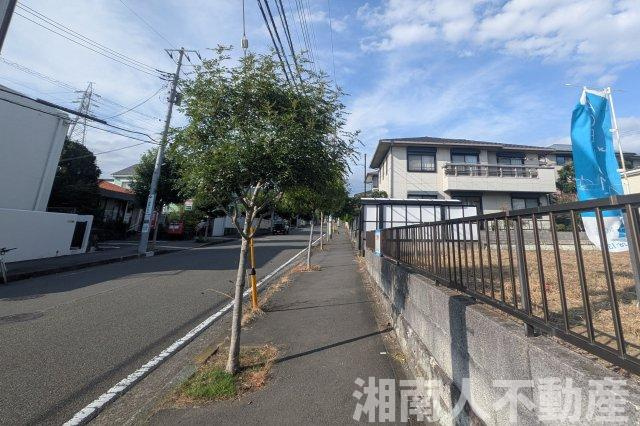 藤沢市片瀬山２丁目１０５０－１５６売地の周辺