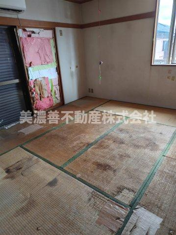 ６５８６２　岐阜市大福町中古戸建ての和室
