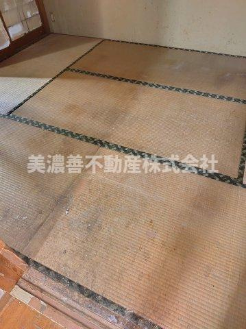 ６５８６２　岐阜市大福町中古戸建ての和室