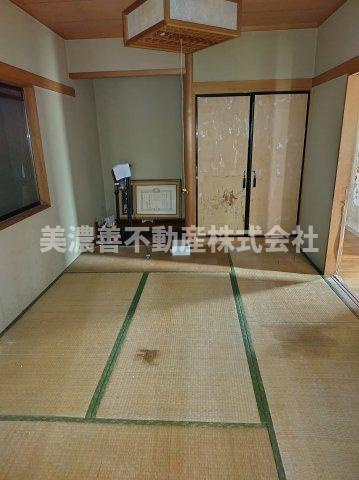 ６５８６２　岐阜市大福町中古戸建ての和室