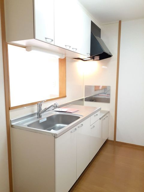 グランシス富木島のキッチン
