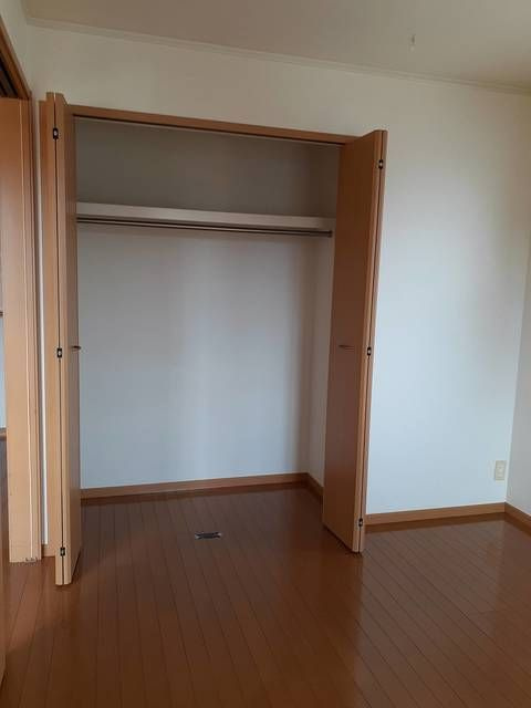 グランシス富木島の収納