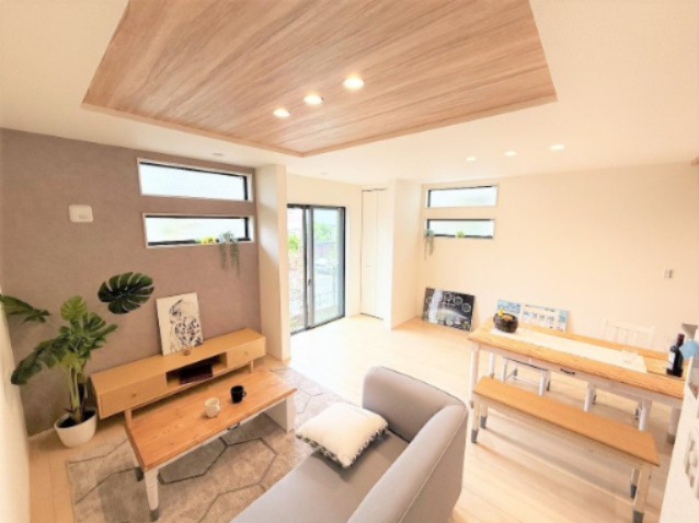 【仲介手数料１００万円ＯＦＦ！！】■喜多見駅８分 ■４ＬＤＫ ■車庫２台可の画像