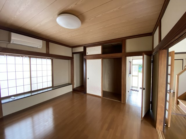 大網白里市北飯塚J邸戸建の洋室